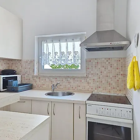 Marija By Interhome Apartamento Pridraga